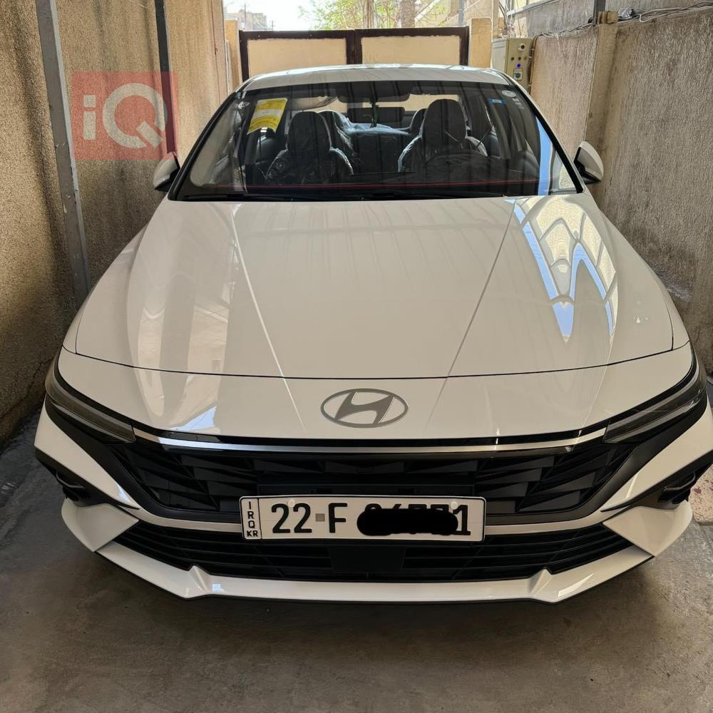 هیوندای ئەلەنترا